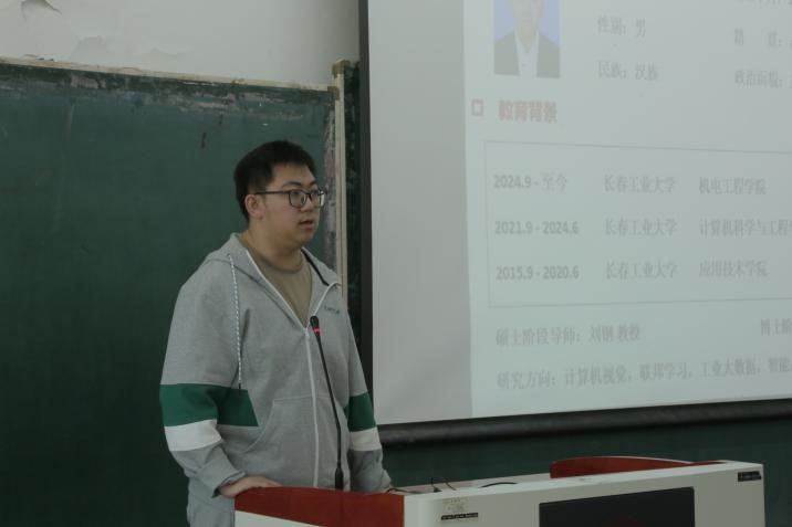 7F83 7F83